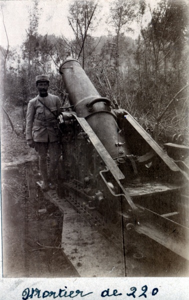 Bron, 1915: mortier de 220, Louis (?)