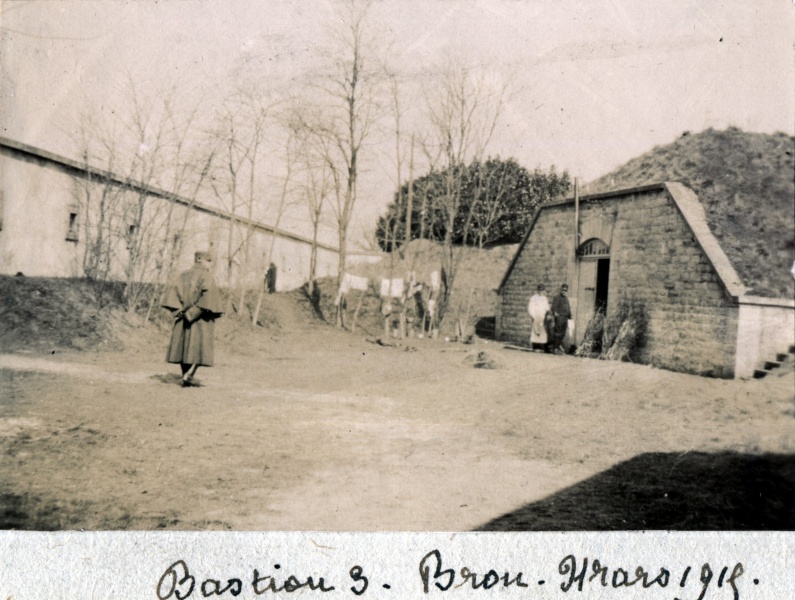 Bron, mars 1915: bastion 3