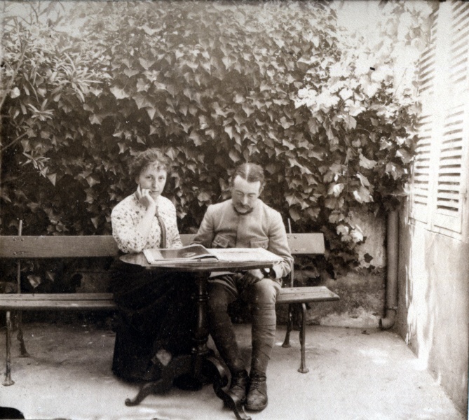 Digne, aot 1915: Genevive, Louis