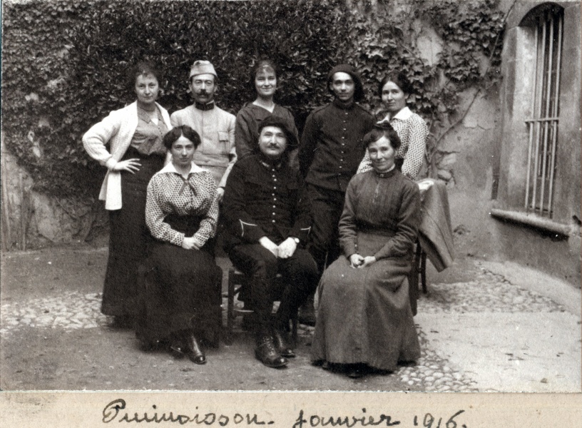 Puimoisson, janvier 1916: X, Andr, Y, Genevive, Louis, Toinon, Z, T (cousins Arnaud)
