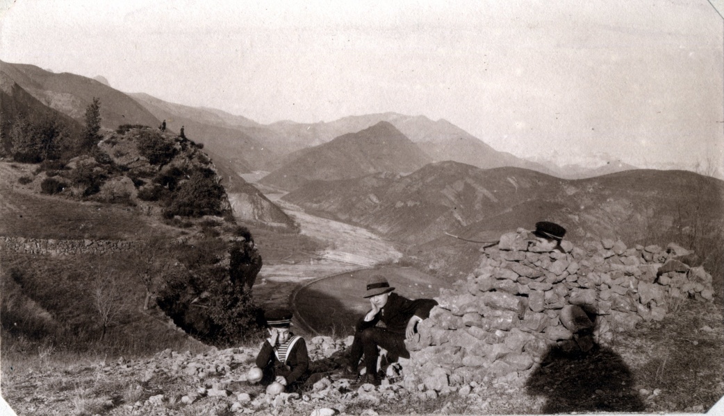 Digne, janvier 1916: Henri, Franois, Jacques