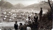 Digne, janvier 1916: Henri, Genevive, Toinon, Paule; Jeanne, Janvier, Franois