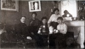 Digne, Janvier 1916: Andr, Toinon, lisabeth, Jeanne, Genevive