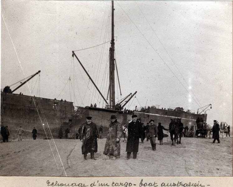 Paris-plage, fvrier 1916: chouage d'un cargo-boat australien