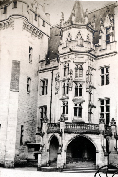 Pierrefonds, 1916: le chteau