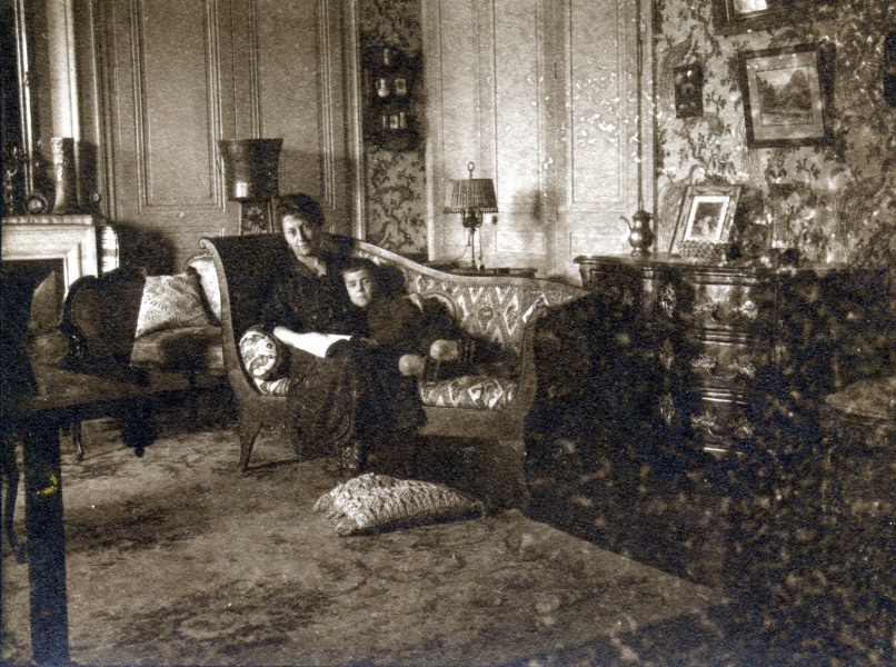 Lyon, 1920: Geneviève, Pierre