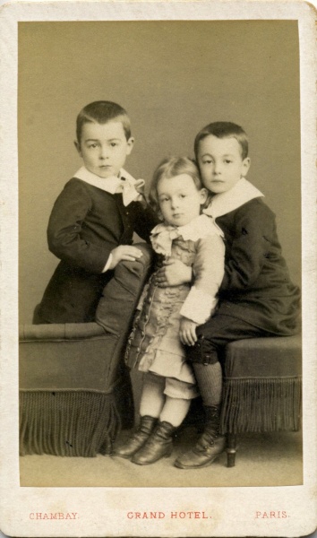 11/1882: Louis, Marguerite, Jean
