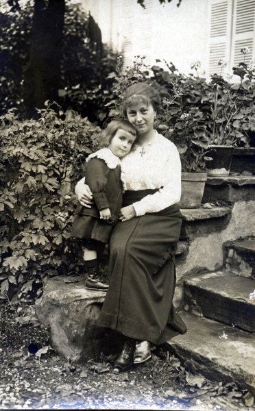 Digne, 1915: Pierre, Genevive
