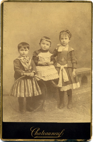 1864: Lucie, Marthe et lisabeth Allary